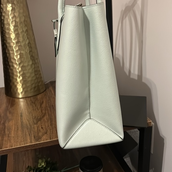 Kate Spade Large Tote $449 - Picture 2 of 8